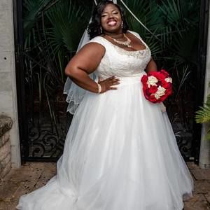 Meet your Posher, Edelena